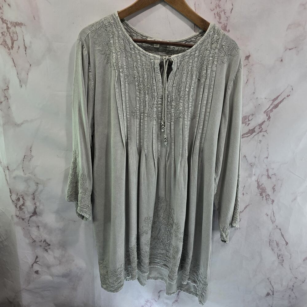 Anthropologie Shirt Womens 1X Sage Green Peasant Boho Embroidered Solitaire